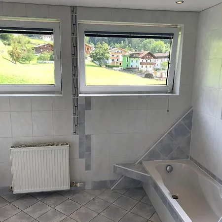 Waldhaeusl Apartment Matrei in Osttirol